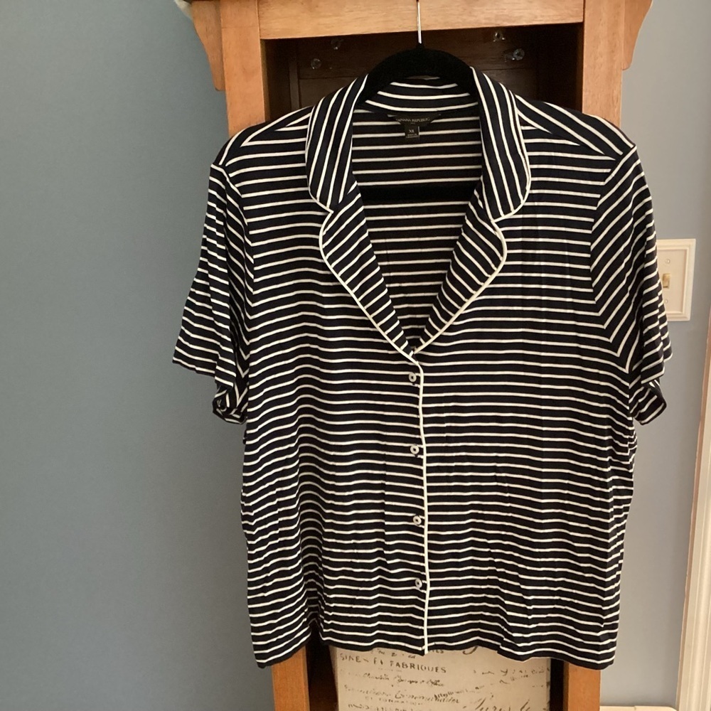 Banana Republic Lounge/Sleep shirt, Size XL